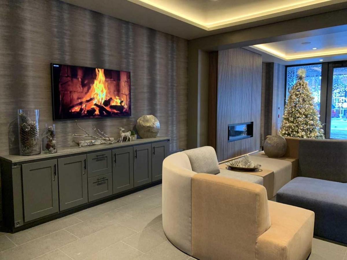 Aspen Square Condominium Hotel Zewnętrze zdjęcie