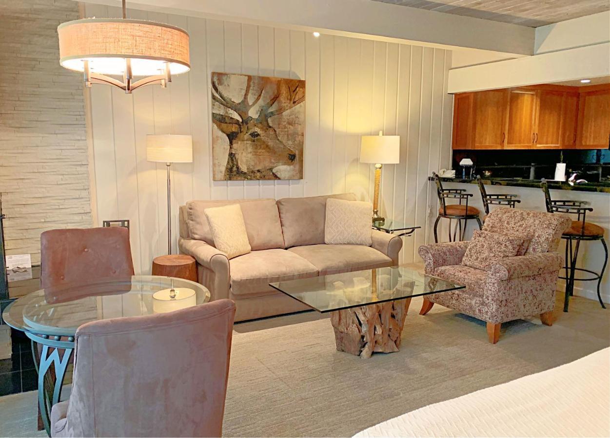Aspen Square Condominium Hotel Zewnętrze zdjęcie