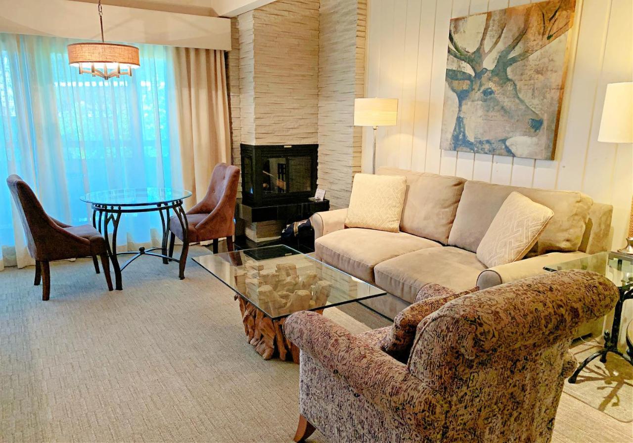 Aspen Square Condominium Hotel Zewnętrze zdjęcie