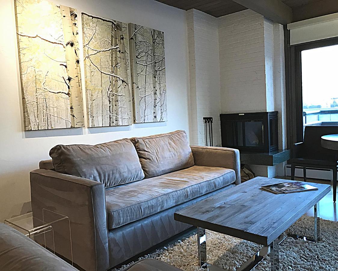 Aspen Square Condominium Hotel Zewnętrze zdjęcie